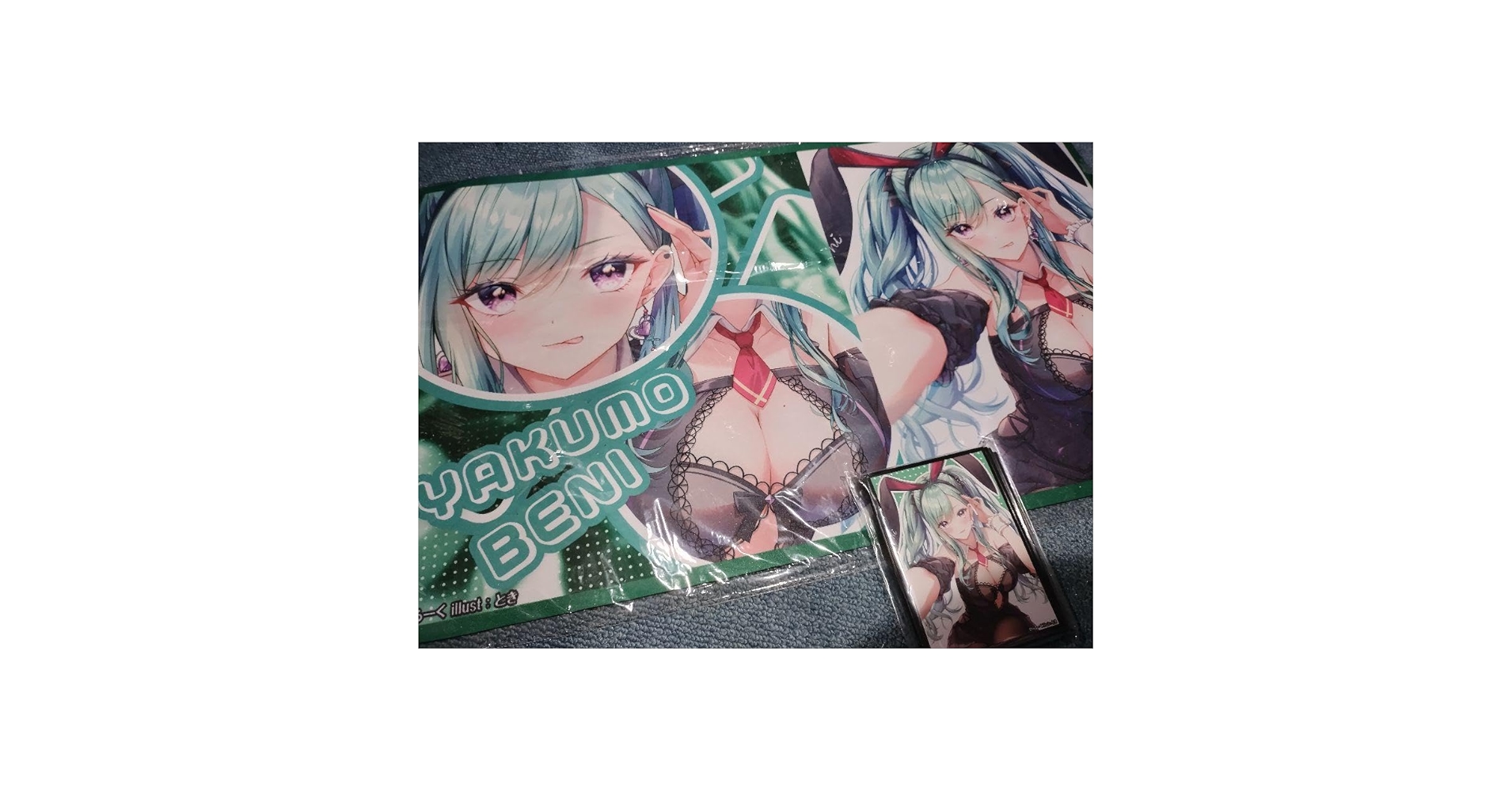 α1 ぶいすぽっ! 水着&舌&ポーズ 八雲べに スリーブ&プレイマット α1 ぶいすぽっ! 水着&舌&ポーズ 八雲べに スリーブ&プレイマット